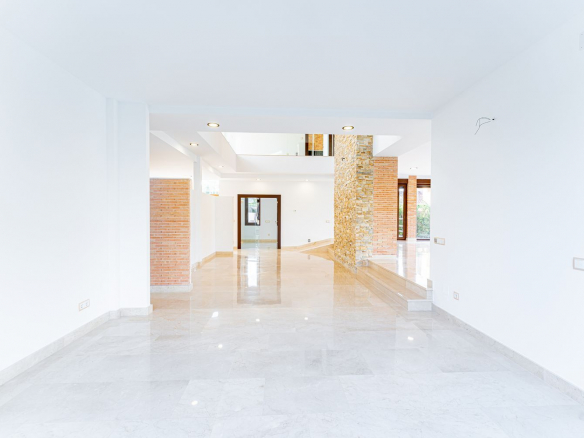 Chalet Villafranca del Castillo Salon