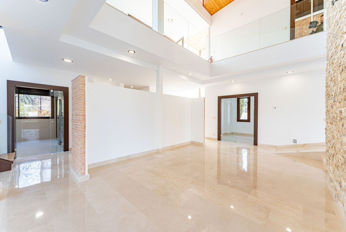 Chalet Villafranca del Castillo Salon