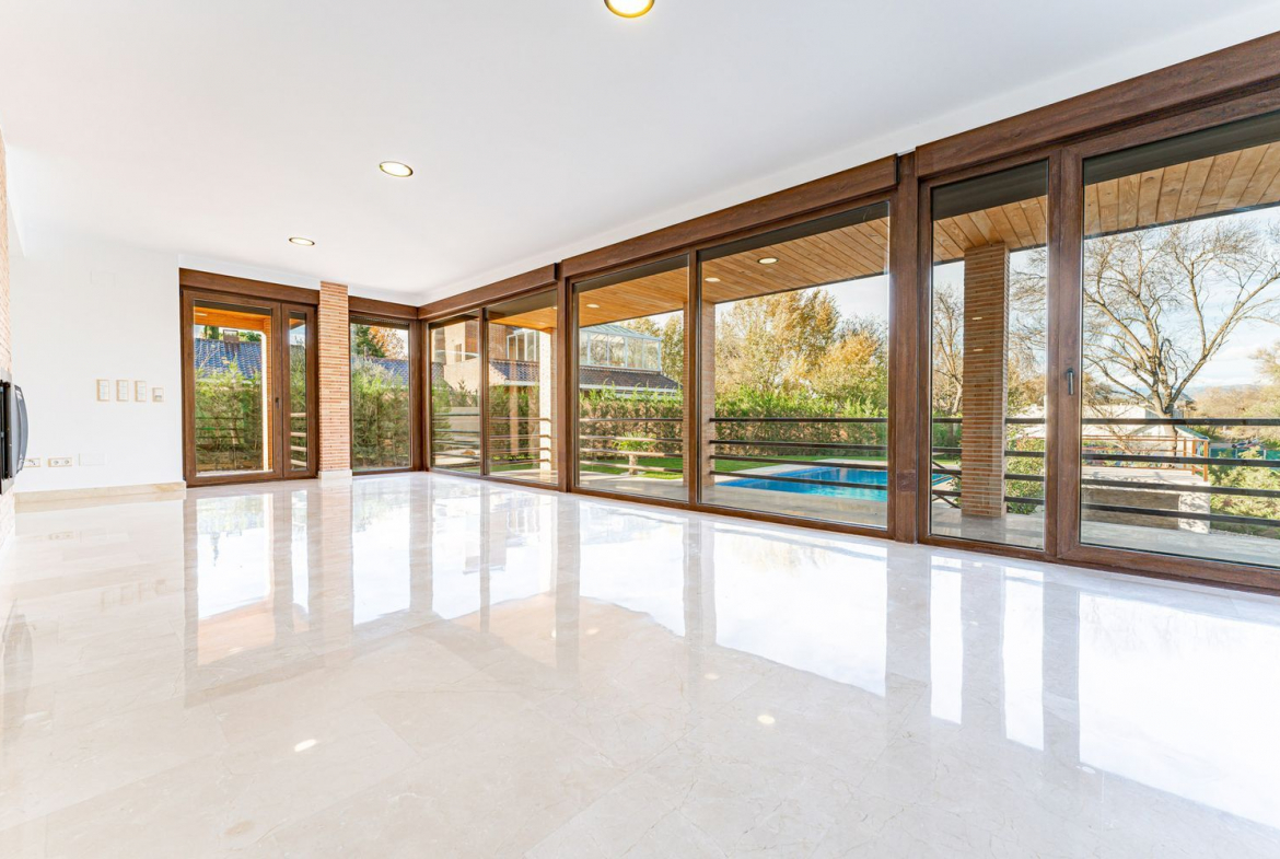 Chalet Villafranca del Castillo Salon