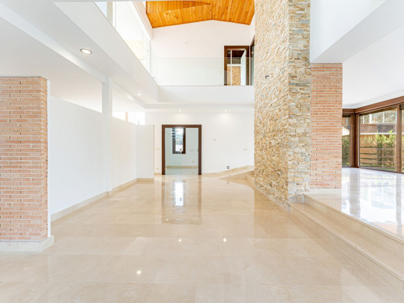 Chalet Villafranca del Castillo Salon