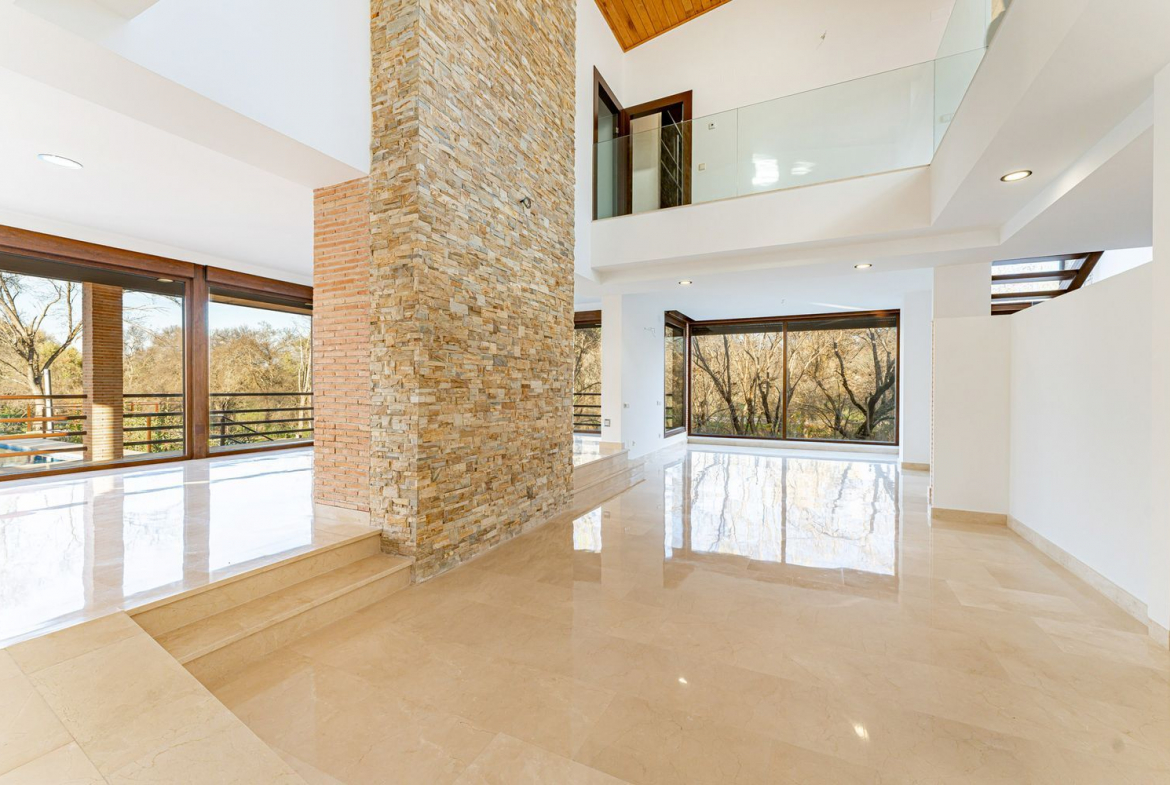 Chalet Villafranca del Castillo Salon