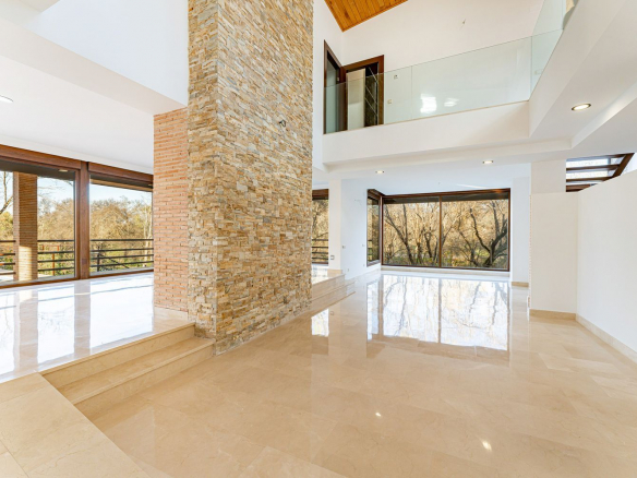 Chalet Villafranca del Castillo Salon