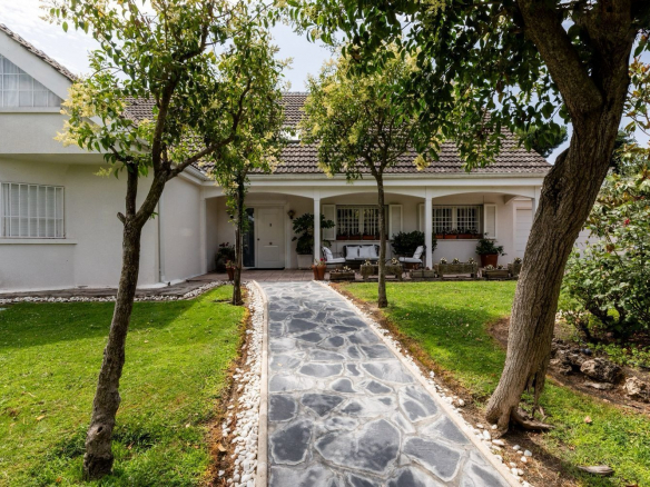 Chalet Monteclaro Entrada