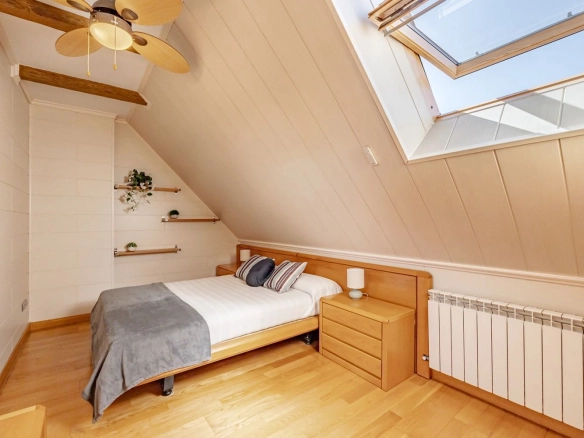 Chalet Pareado Pozuelo Habitacion Atico