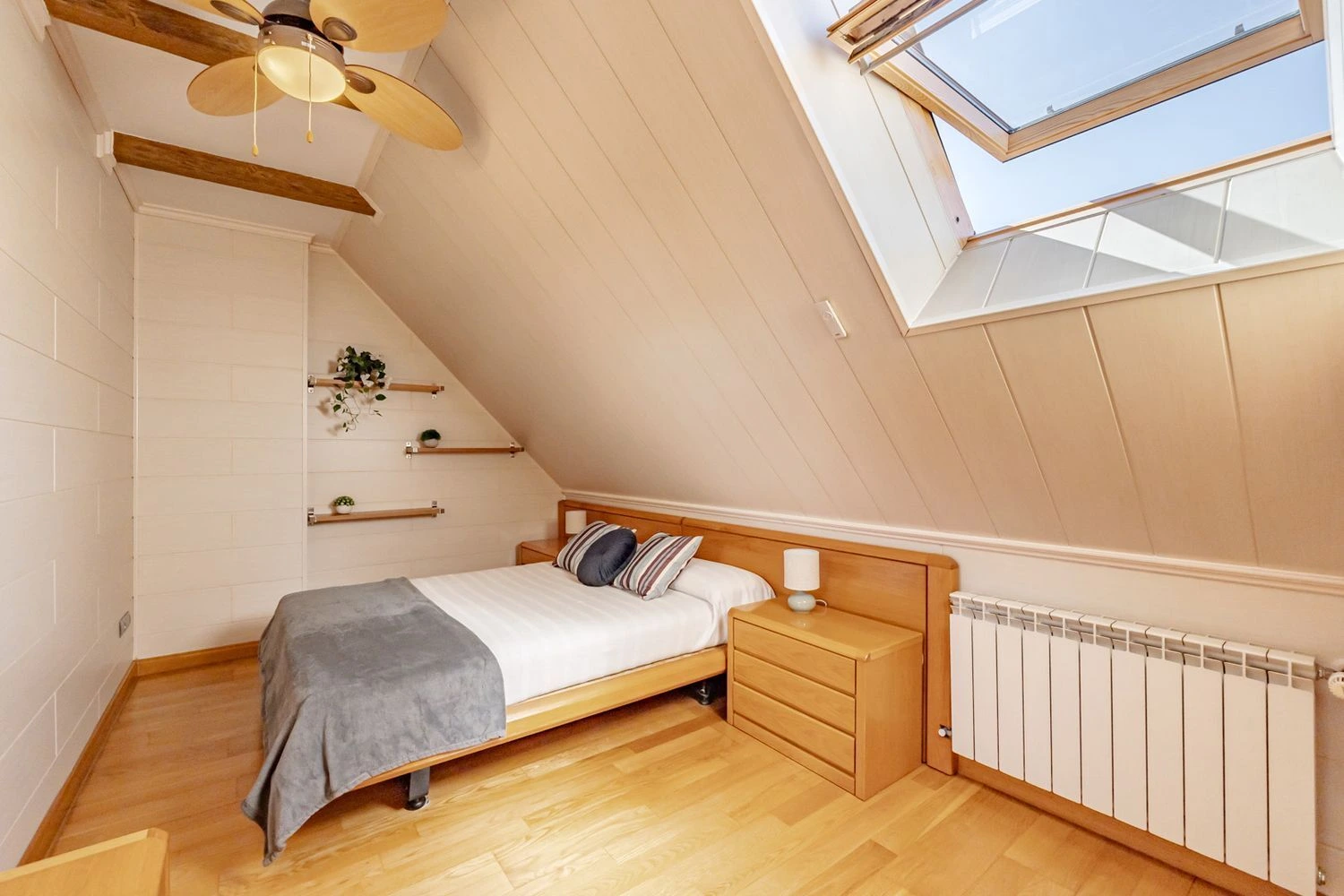 Chalet Pareado Pozuelo Habitacion Atico