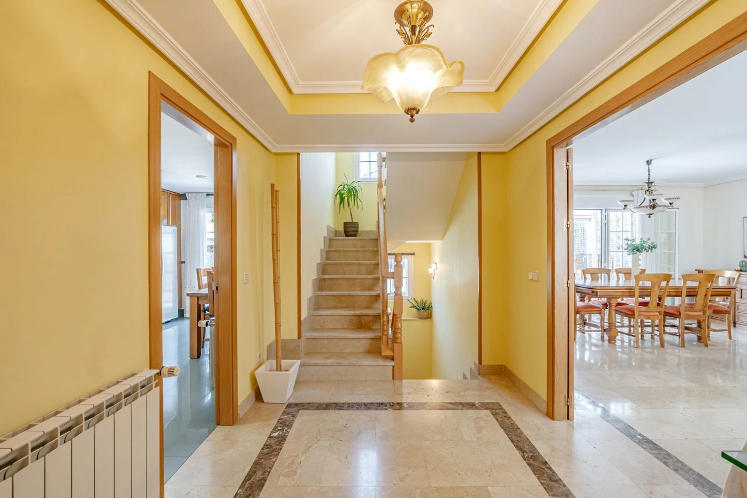 Chalet Pareado Pozuelo Hall