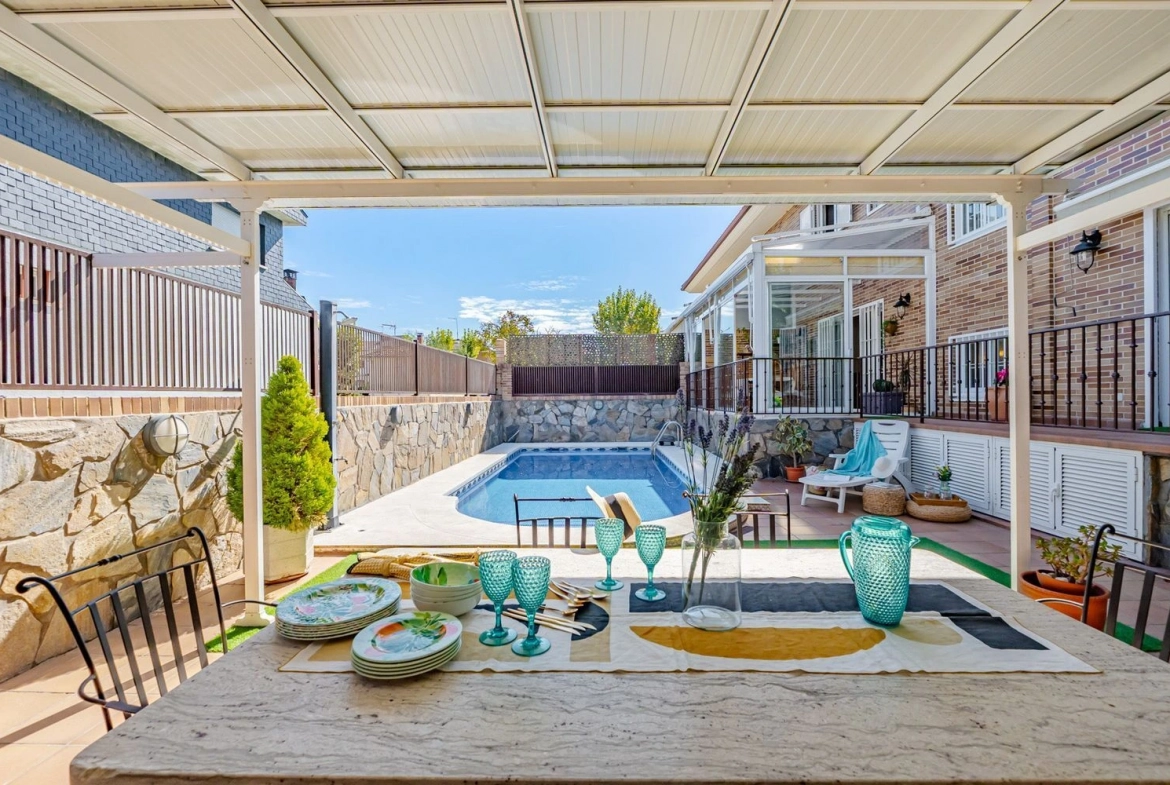 Chalet Pareado Pozuelo Jardin