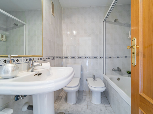 Duplex Pozuelo Bano