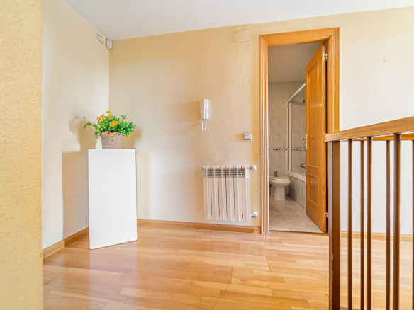 Duplex Pozuelo Escalera