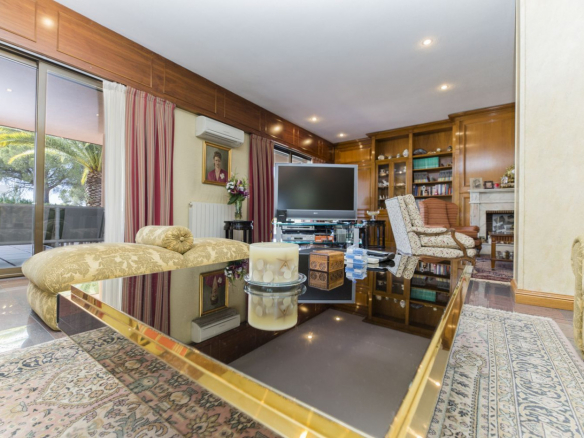 Gran Chalet Las Lomas Salon 07