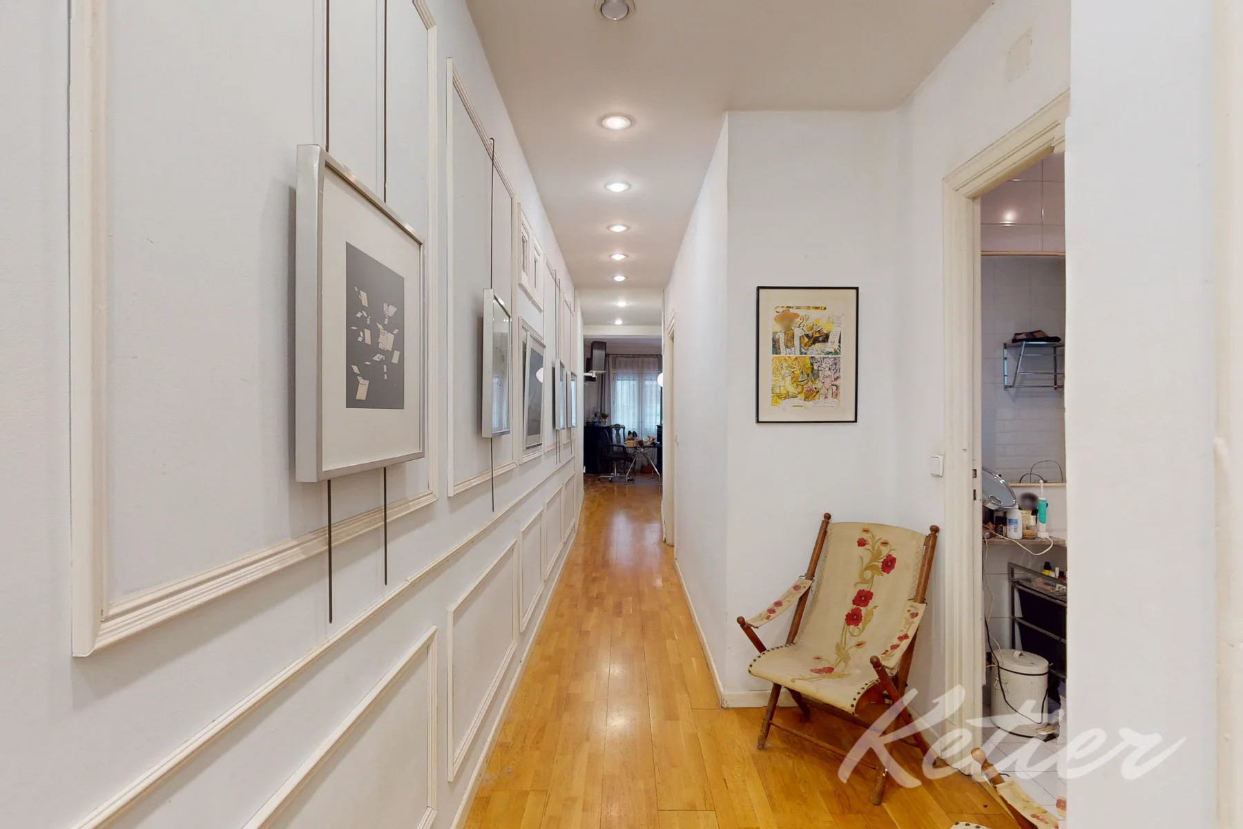 Malasana Piso Pasillo