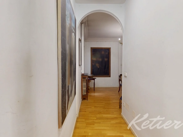 Malasana Piso Pasillo