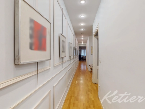 Malasana Piso Pasillo