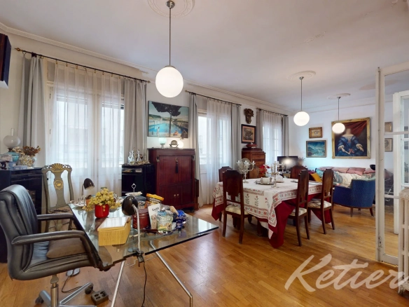 Malasana Piso Salon Comedor