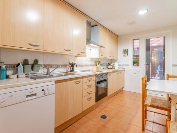 Piso Bajo Con Jardin Las Rozas de Madrid Cocina