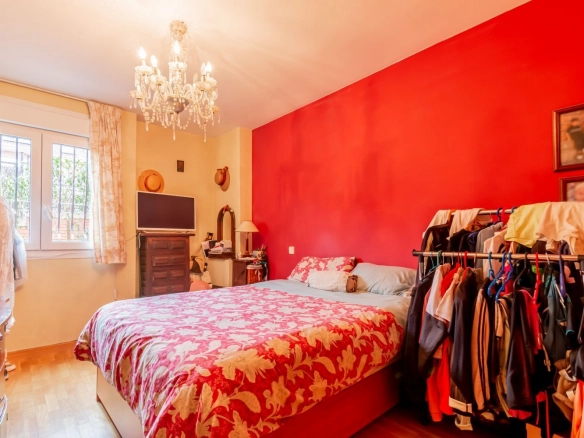 Piso Bajo Con Jardin Las Rozas de Madrid Dormitorio