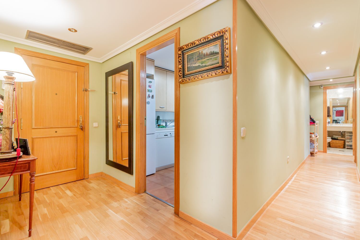 Piso Bajo Con Jardin Las Rozas de Madrid Pasillo