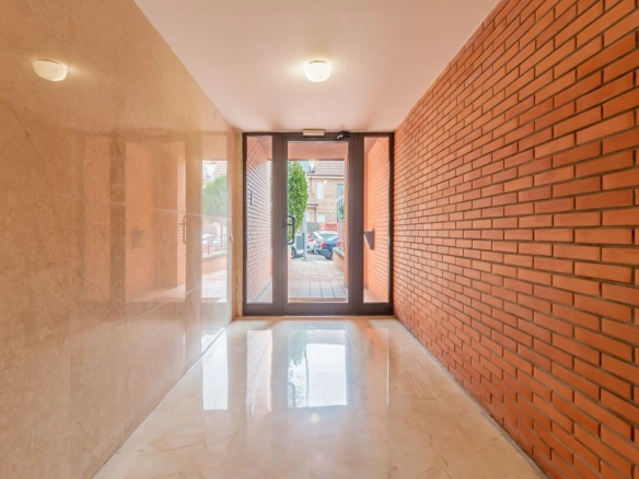 Piso Bajo Con Jardin Las Rozas de Madrid Portal