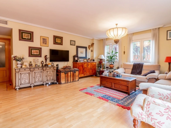 Piso Bajo Con Jardin Las Rozas de Madrid Salon
