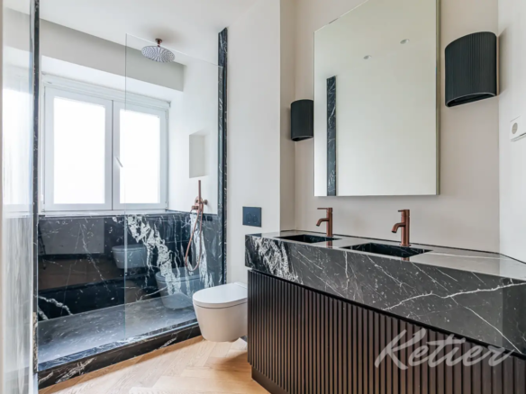 Piso CalleAlacala Dormitorio bano