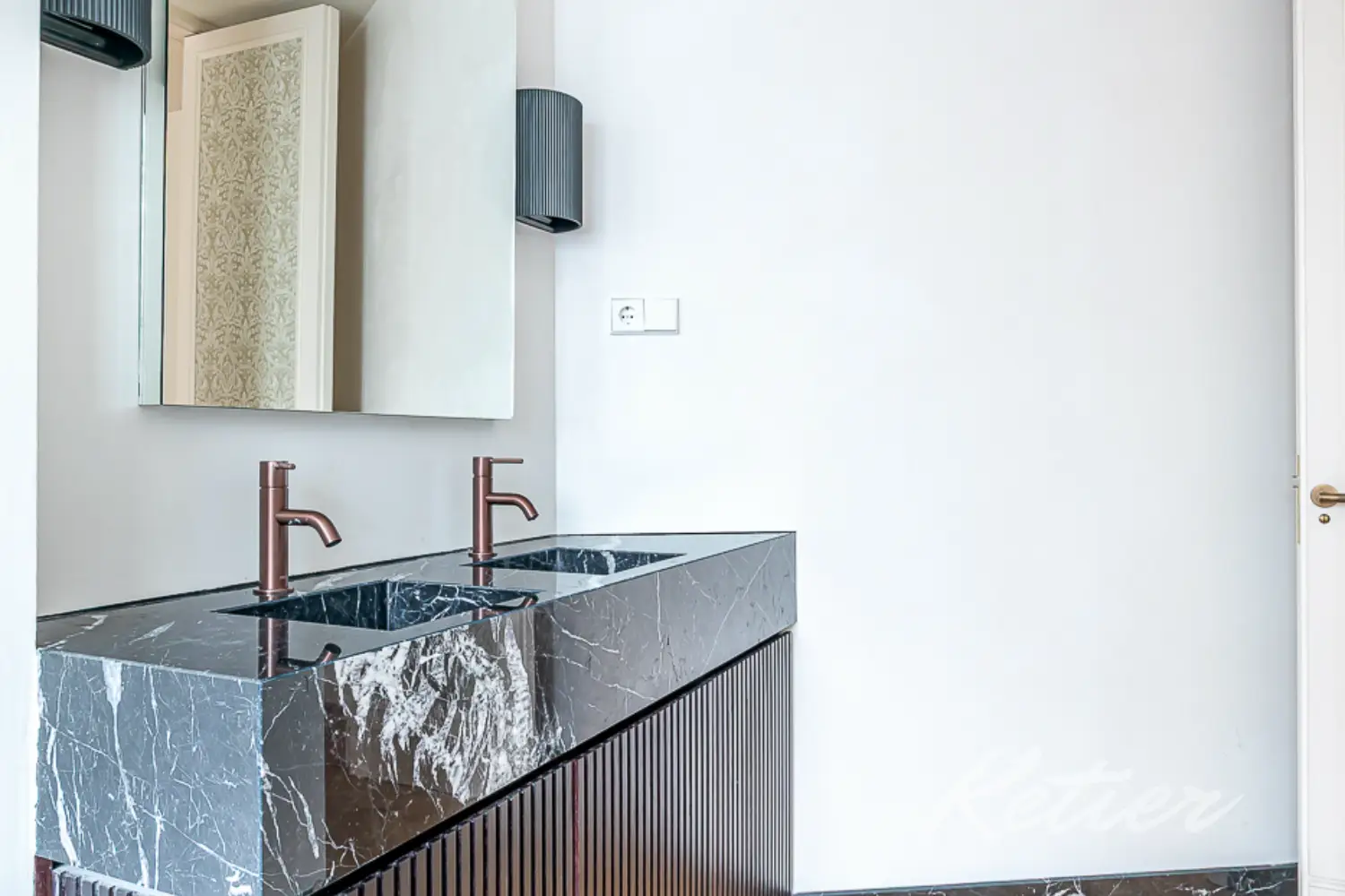 Piso CalleAlacala Dormitorio bano