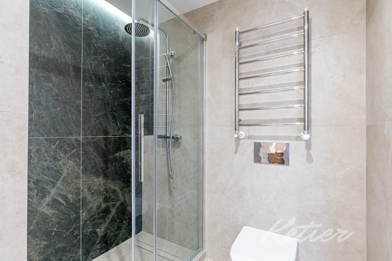 Piso Conde P Dormitorio bano