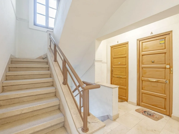 Piso Guindalera Salamanca Escalera