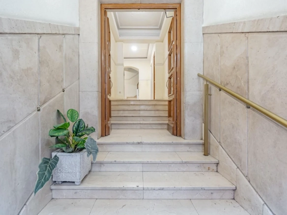 Piso Guindalera Salamanca portal