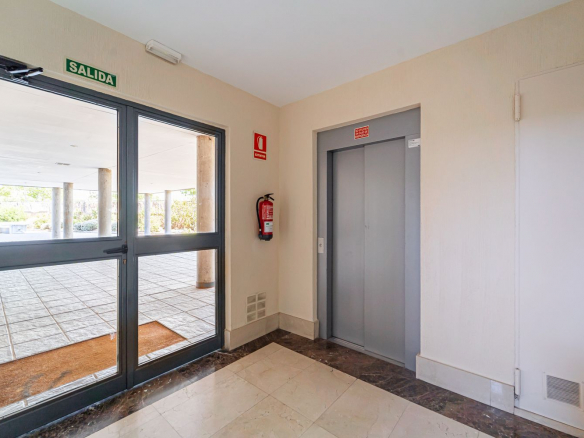 Piso Isaac Albeniz Ascensor 01