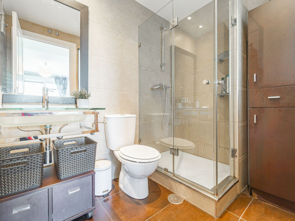 Piso Isaac Albeniz Bano 03