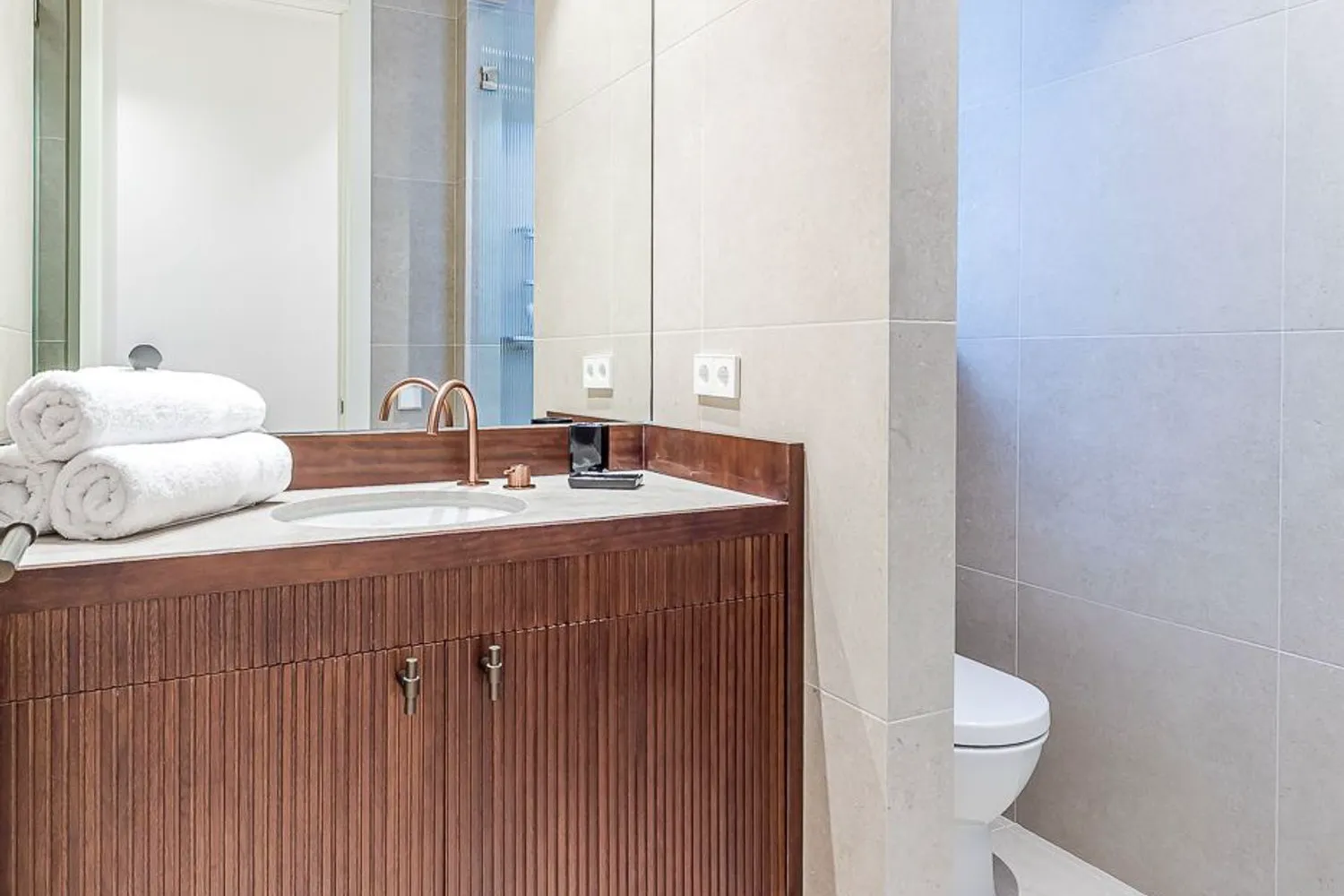 Piso Lujo Recoletos Bano