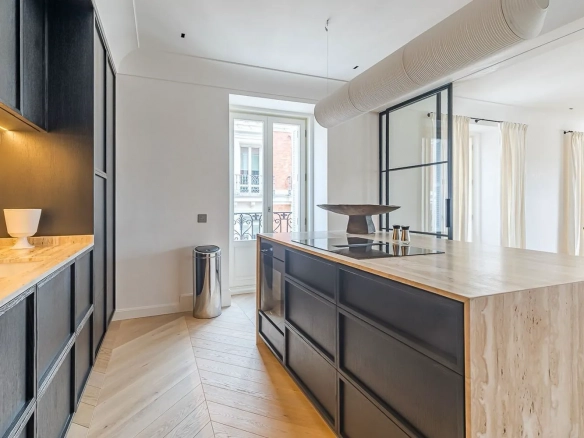 Piso Lujo Recoletos Cocina