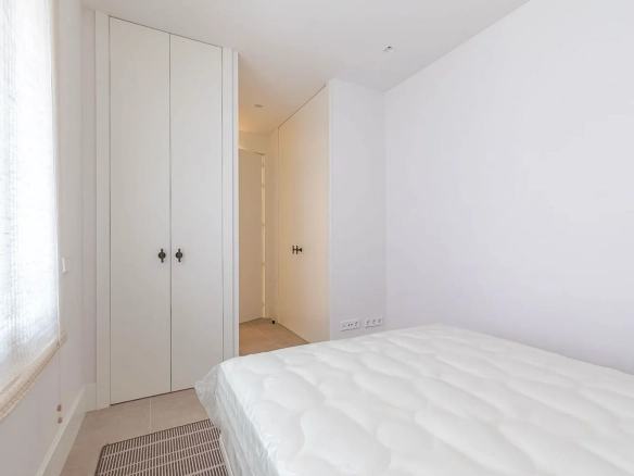 Piso Lujo Recoletos Dormitorio Servicio