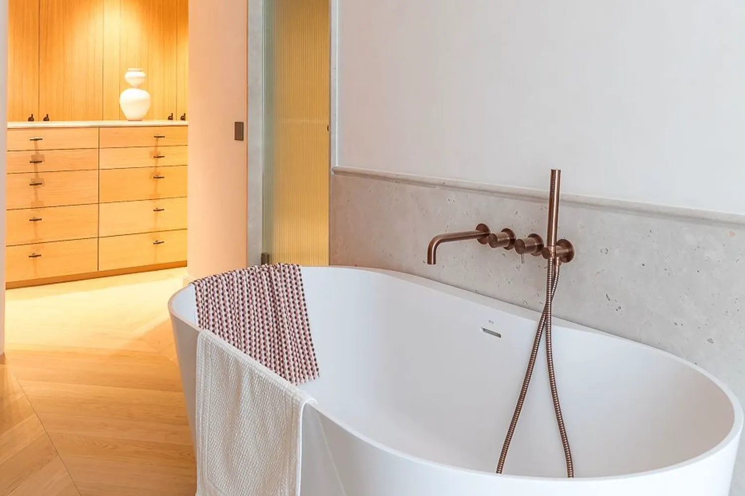 Piso Lujo Recoletos Dormitorio Bano