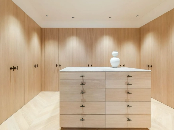 Piso Lujo Recoletos Vestidor