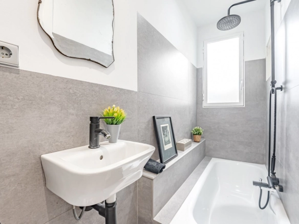 Piso Madrid Centro Bano