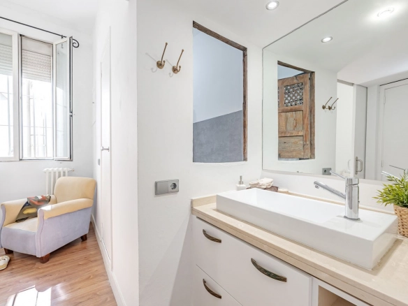 Piso Madrid Centro Bano