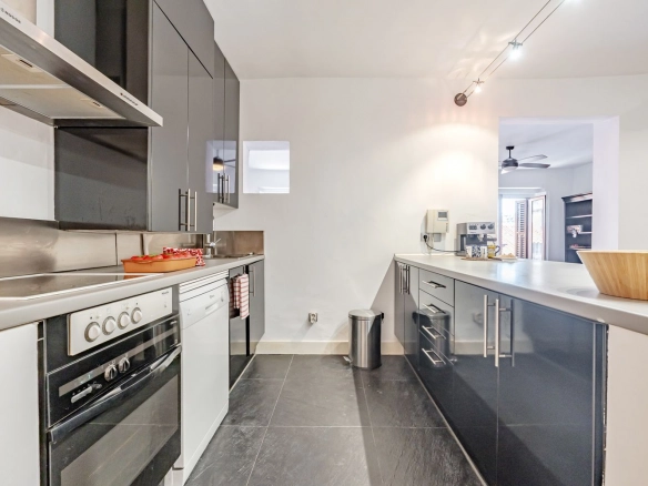 Piso Madrid Centro Cocina