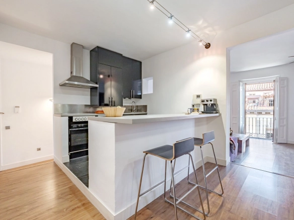 Piso Madrid Centro Cocina