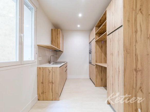 Piso Sta Engracia Cocina