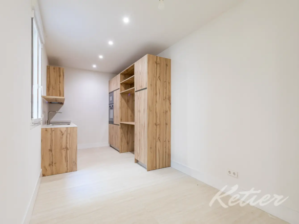 Piso Sta Engracia Cocina