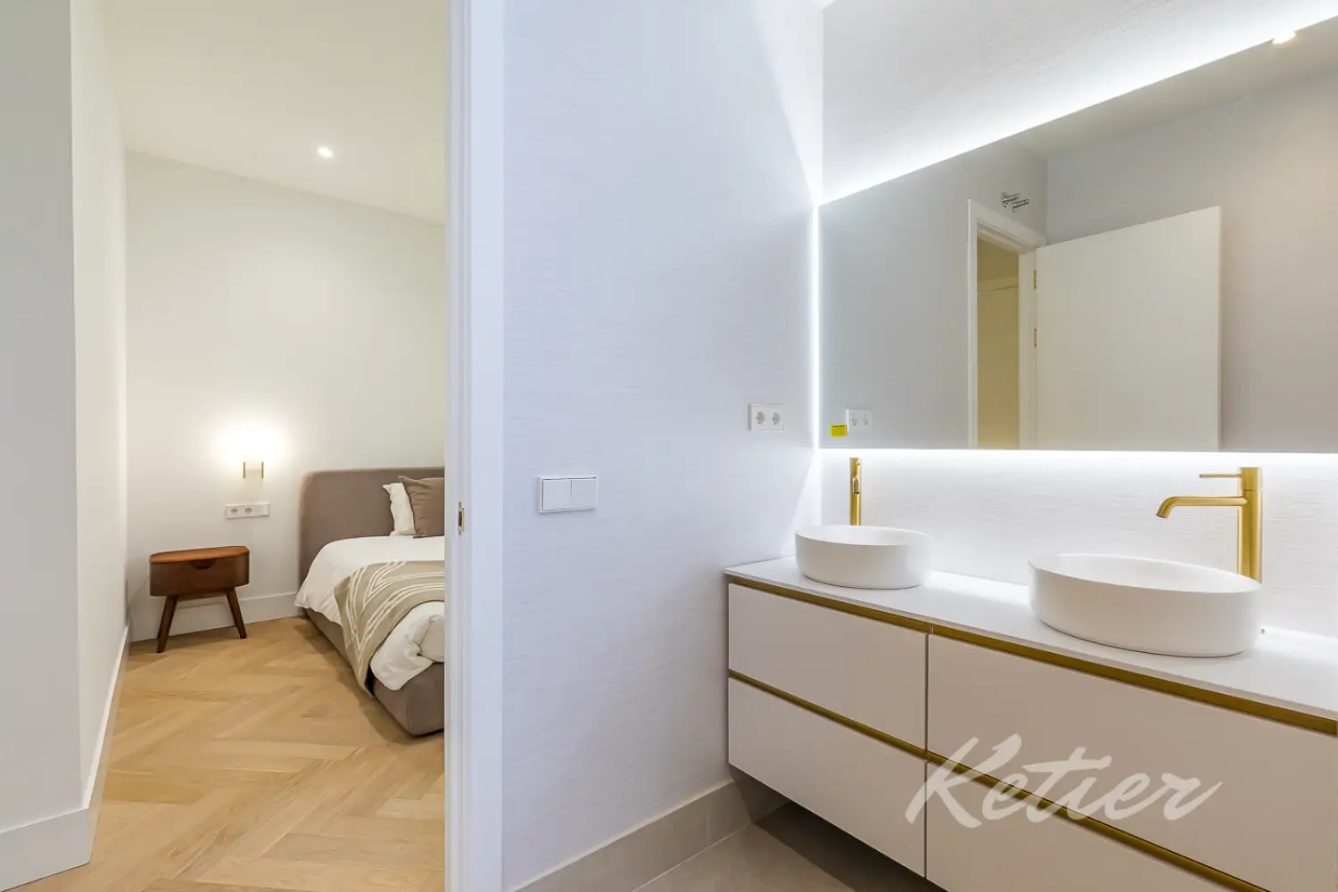 Piso Sta Engracia Dormitorio Bano
