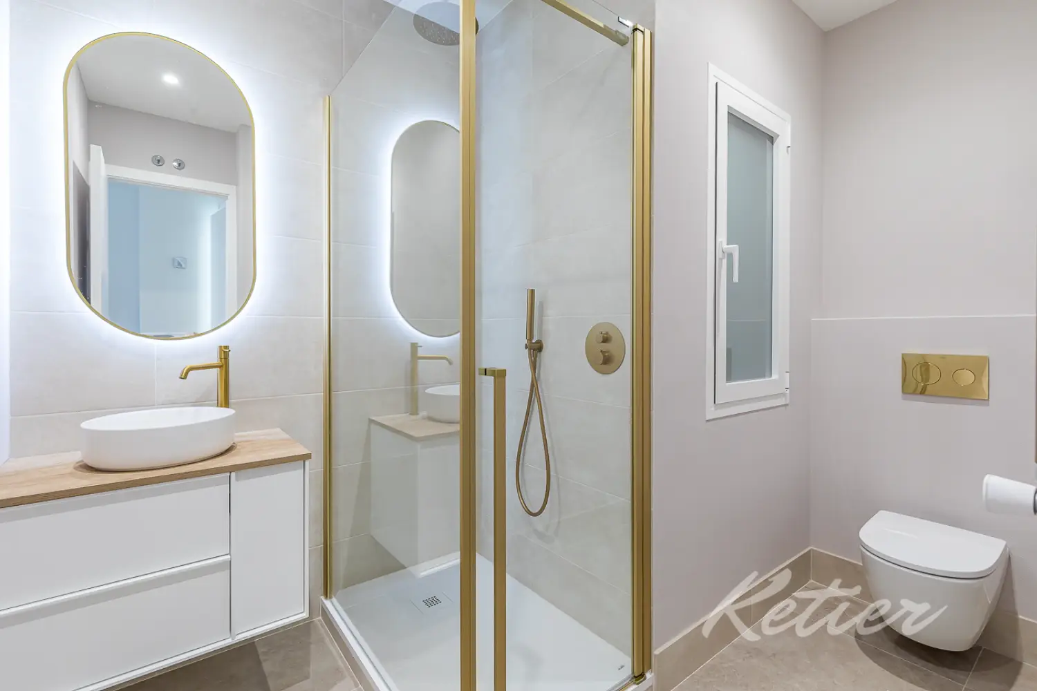 Piso Sta Engracia Dormitorio Bano