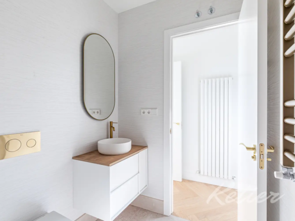 Piso Sta Engracia Dormitorio Bano