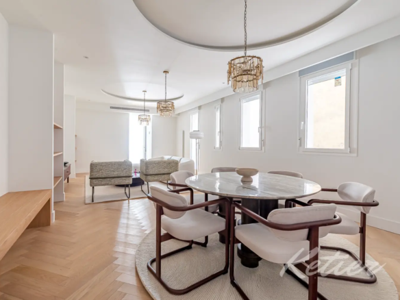 Piso Sta Engracia Salon