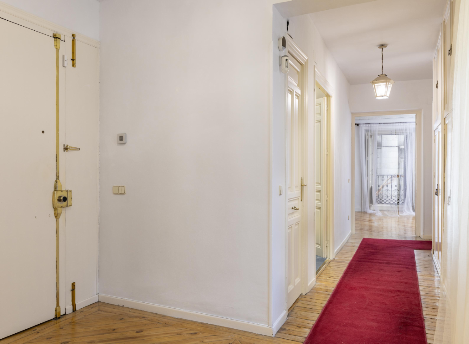 Piso-en-Barrio-Palacio-Madrid-Centro-Pasillo-12