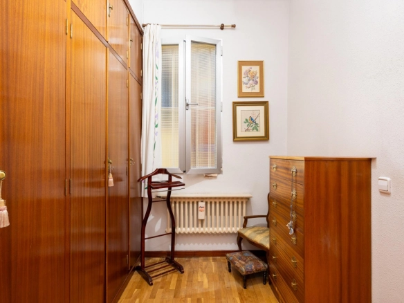 Piso en Chamberi Madrid Centro Vestidor