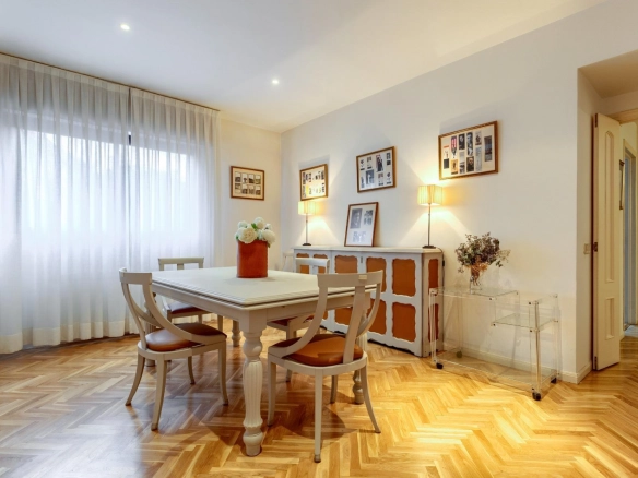 Piso en Moncloa Aravaca Comedor