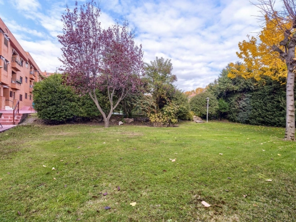 Piso en Moncloa Aravaca Urbanizacion