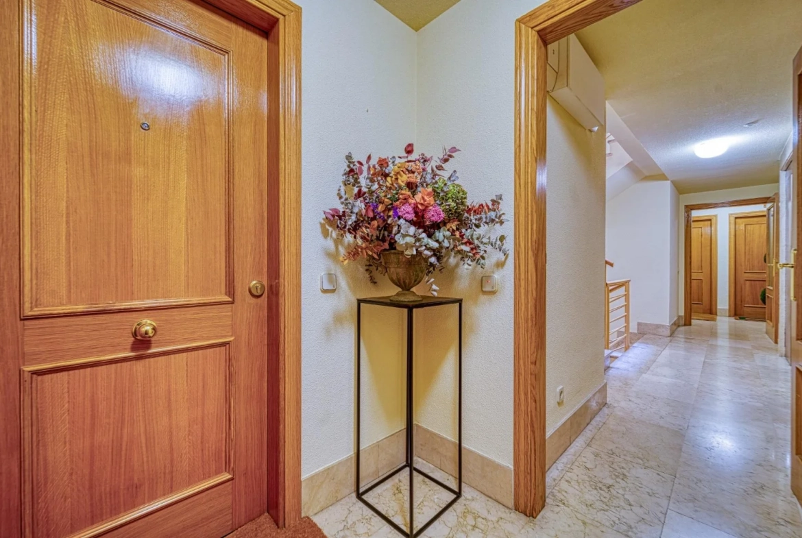 Piso en Pozuelo de Alarcon Pasillo